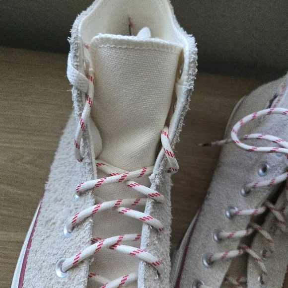 Chuck Taylor All Star Pro Outdoor High Men 8.5  'Egret Red Blue' 092025 - Picture 4 of 9